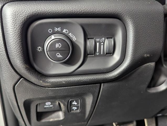 2026 Ram 1500 Rebel Crew Cab 4x4 5'7" Box