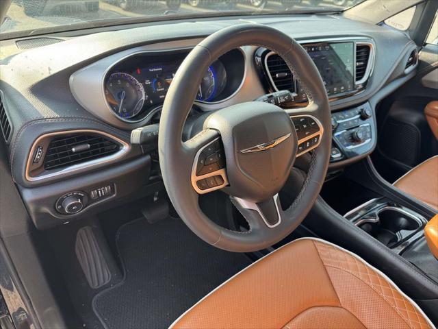 2024 Chrysler Pacifica Pinnacle AWD