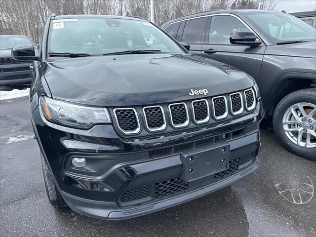 2023 Jeep Compass Latitude 4x4 2023 Jeep Compass Latitude 4x4