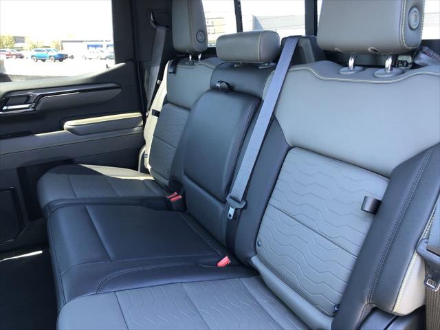 2022 Chevrolet Silverado 1500 4WD Crew Cab Short Bed ZR2
