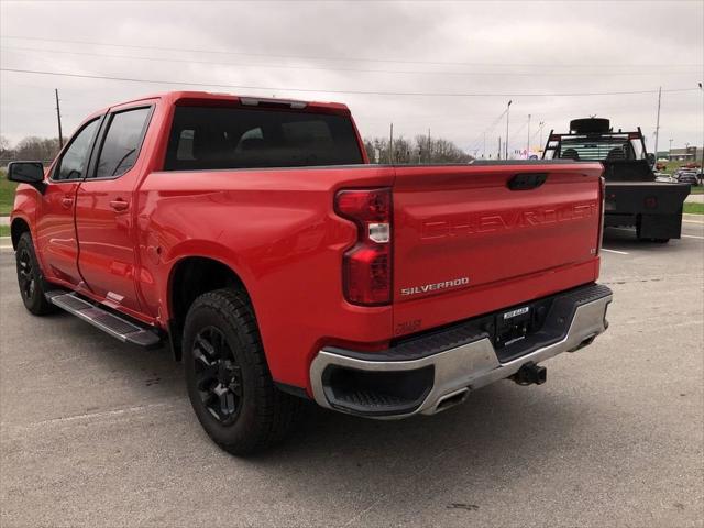 2022 Chevrolet Silverado 1500 4WD Crew Cab Standard Bed LT