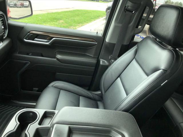 2022 Chevrolet Silverado 1500 4WD Crew Cab Standard Bed LT