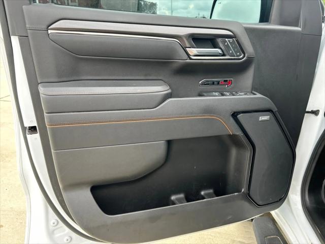 2025 GMC Sierra 1500 4WD Crew Cab Short Box AT4