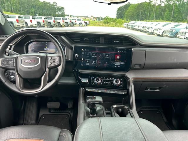 2025 GMC Sierra 1500 4WD Crew Cab Short Box AT4