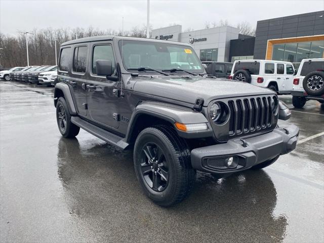 2022 Jeep Wrangler Unlimited Sahara Altitude 4x4