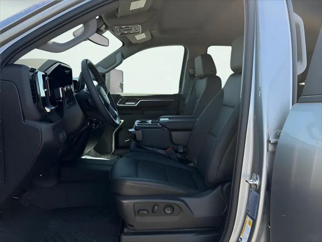 2026 Chevrolet Silverado 2500HD Crew Cab, Long Bed, LT, 4WD