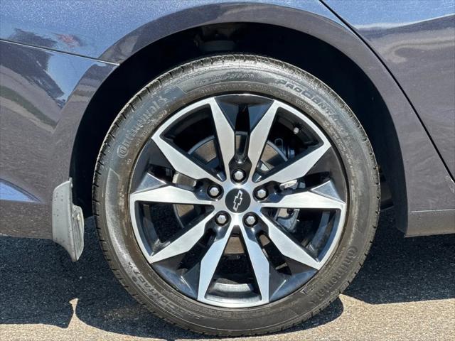 2023 Chevrolet Malibu FWD RS