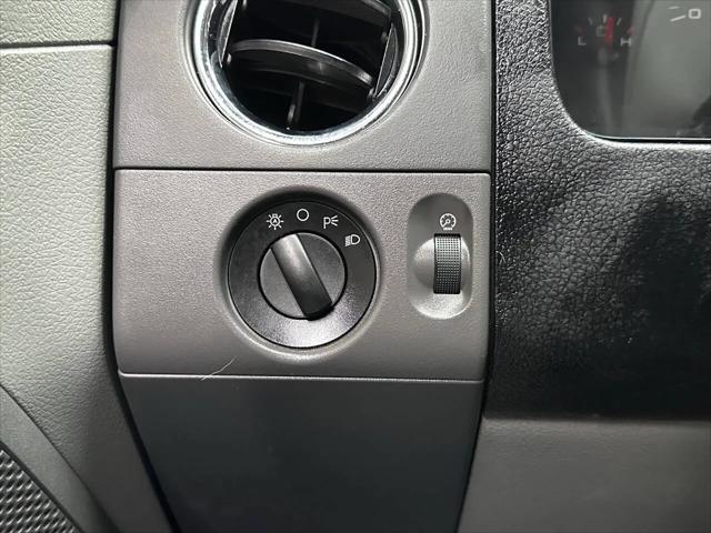 2005 Ford F-150 XLT
