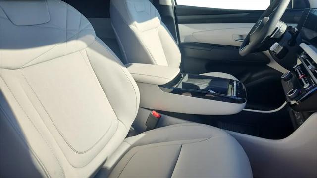 2026 Hyundai Tucson Hybrid SEL