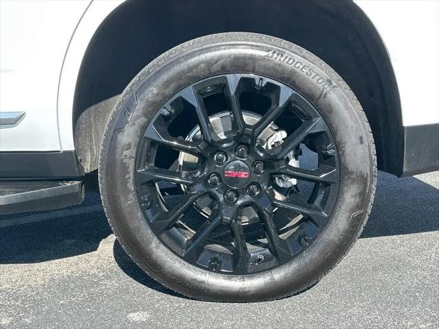 2024 GMC Yukon 4WD Denali