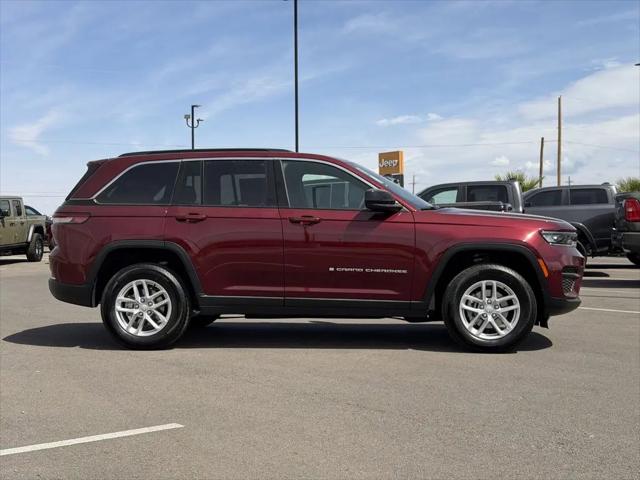 2026 Jeep Grand Cherokee Laredo 4x4