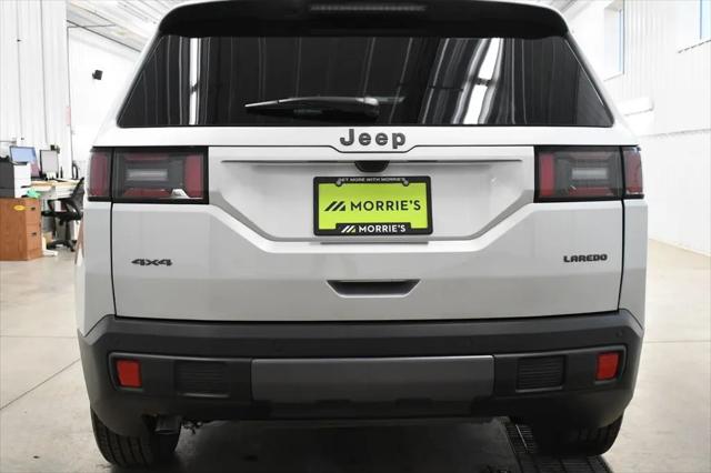 2026 Jeep Cherokee Laredo 4x4