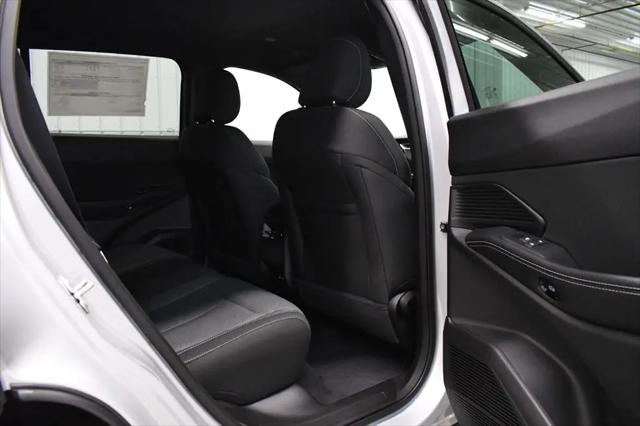 2026 Jeep Cherokee Laredo 4x4