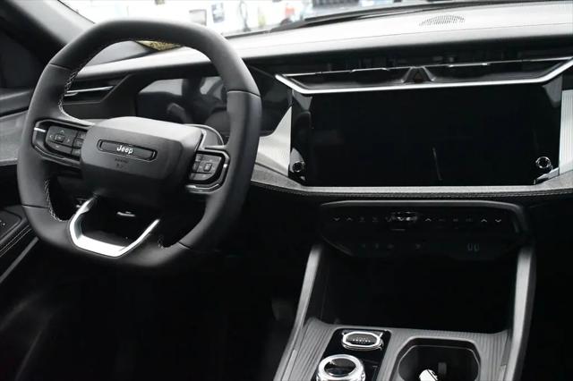 2026 Jeep Cherokee Laredo 4x4