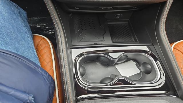 2026 Chrysler Pacifica Pinnacle AWD