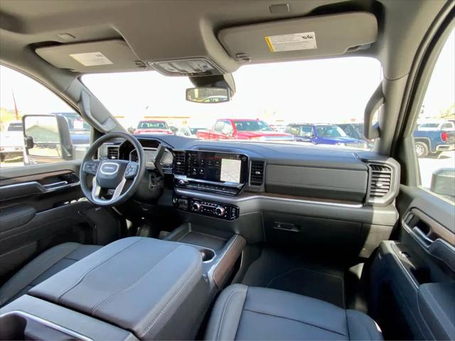 2026 GMC Sierra 3500HD Crew Cab, Long Bed, SLT Dual Rear Wheel, 4WD