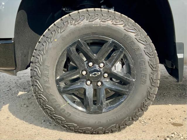 2026 Chevrolet Silverado 1500 4WD Crew Cab Short Bed Custom Trail Boss