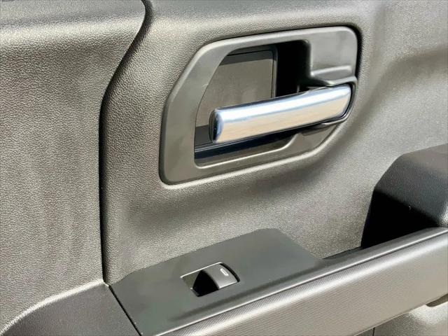 2026 Chevrolet Silverado 1500 4WD Crew Cab Short Bed Custom Trail Boss