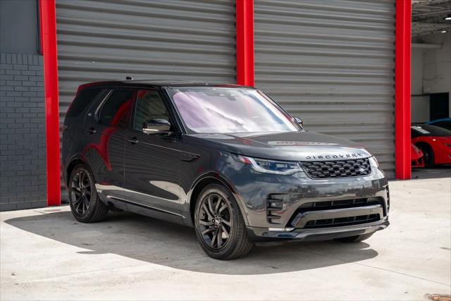 2023 Land Rover Discovery P300 S R-Dynamic