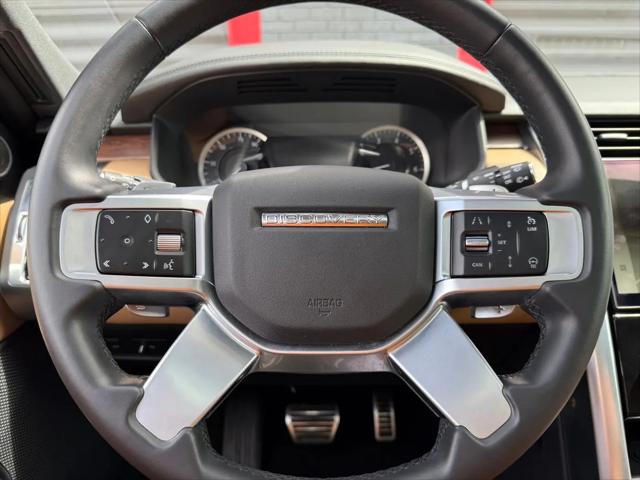 2023 Land Rover Discovery P300 S R-Dynamic
