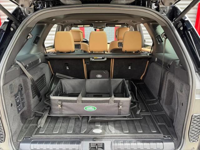 2023 Land Rover Discovery P300 S R-Dynamic