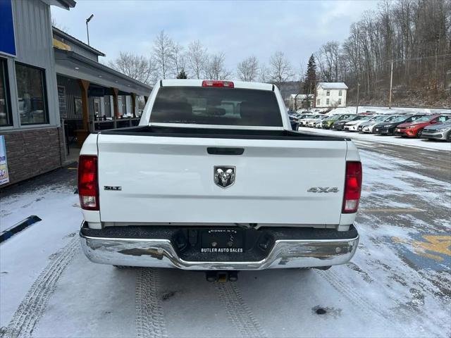 2022 Ram 1500 Classic SLT Crew Cab 4x4 5'7" Box
