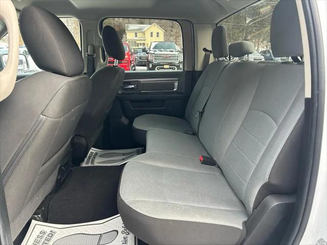 2022 Ram 1500 Classic SLT Crew Cab 4x4 5'7" Box