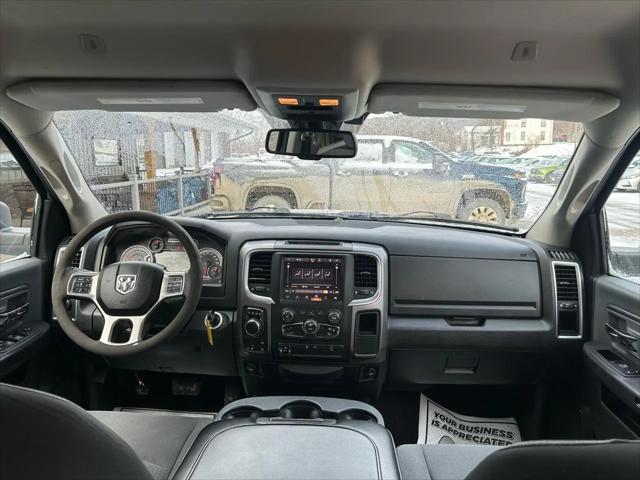 2022 Ram 1500 Classic SLT Crew Cab 4x4 5'7" Box