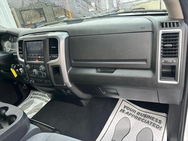 2022 Ram 1500 Classic SLT Crew Cab 4x4 5'7" Box