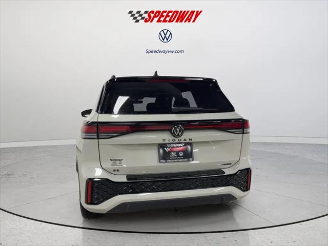 2026 Volkswagen Tiguan SE R-Line Black