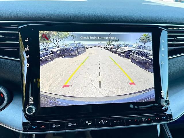 2026 Jeep Grand Wagoneer 4x2