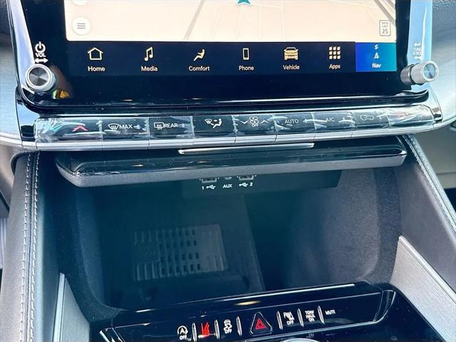 2026 Jeep Grand Wagoneer 4x2