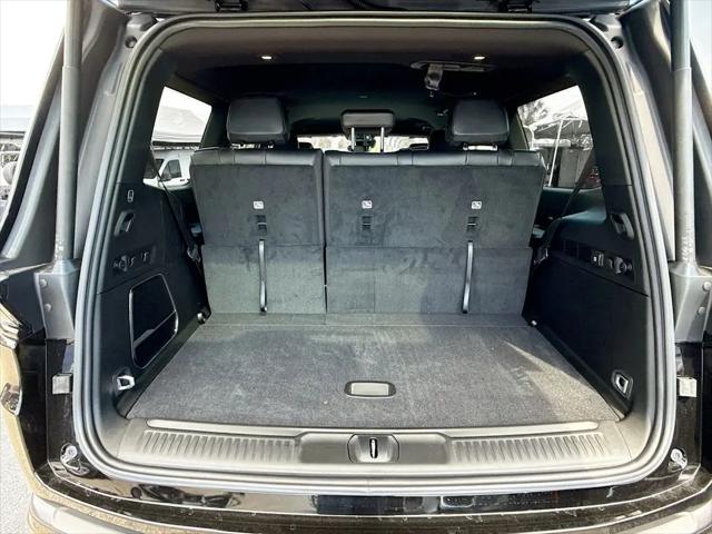 2026 Jeep Grand Wagoneer 4x2