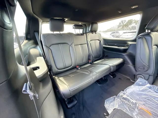 2026 Jeep Grand Wagoneer 4x2