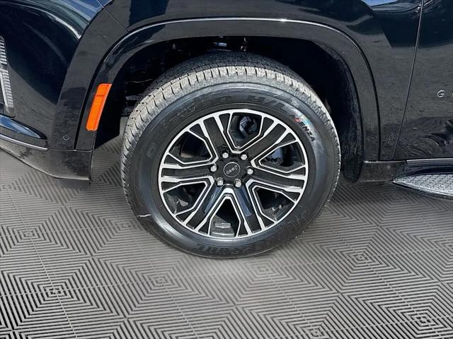 2026 Jeep Grand Wagoneer 4x2