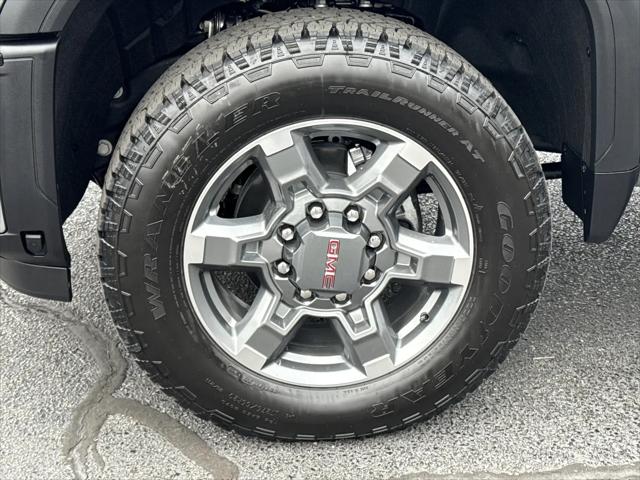 2026 GMC Sierra 2500HD Crew Cab, Standard Bed, SLT, 4WD
