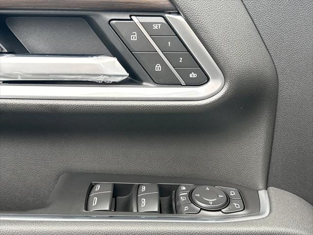 2026 GMC Sierra 2500HD Crew Cab, Standard Bed, SLT, 4WD
