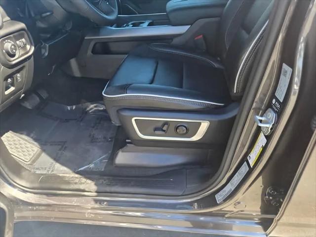 2026 Ram 1500 Laramie Crew Cab 4x4 5'7" Box