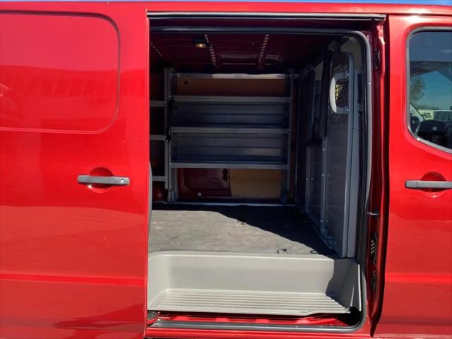 2021 Nissan 2500 SV Standard Roof V6