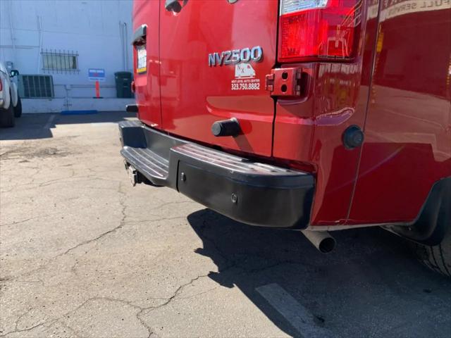 2021 Nissan 2500 SV Standard Roof V6