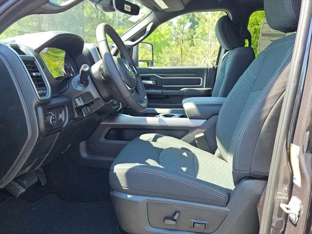 2026 Ram 3500 Big Horn Crew Cab 4x4 6'4" Box