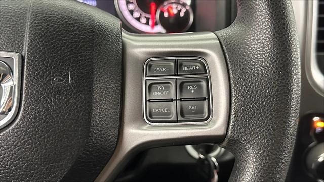 2022 Ram 1500 Classic SLT Crew Cab 4x2 5'7" Box