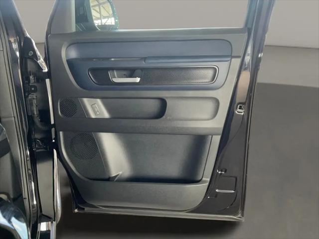2025 Volkswagen ID. Buzz Pro S