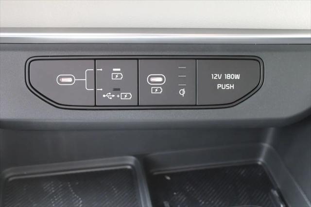 2026 Kia Carnival MPV SX