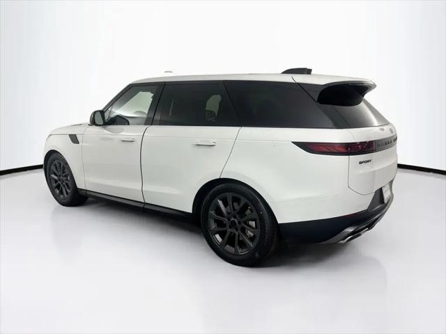 2026 Land Rover Range Rover Sport P360 SE