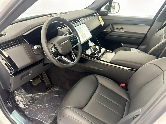 2026 Land Rover Range Rover Sport P360 SE