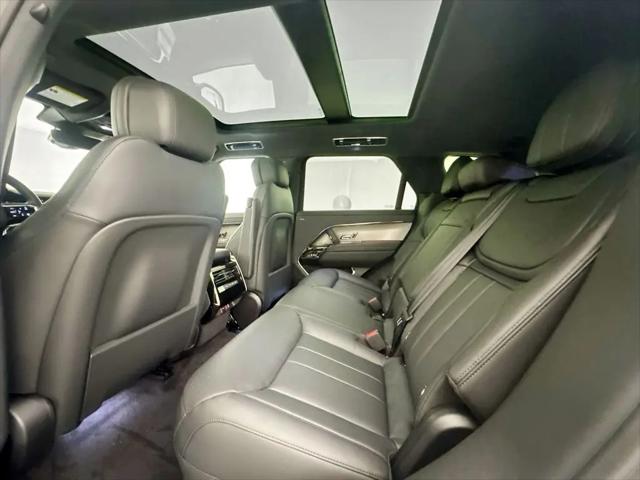 2026 Land Rover Range Rover Sport P360 SE