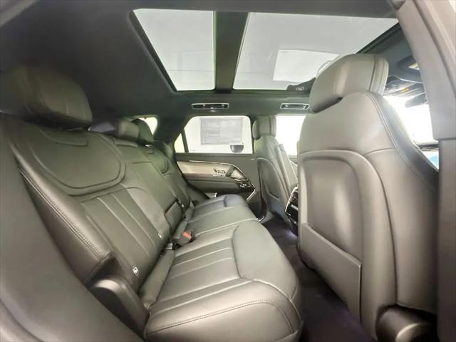 2026 Land Rover Range Rover Sport P360 SE