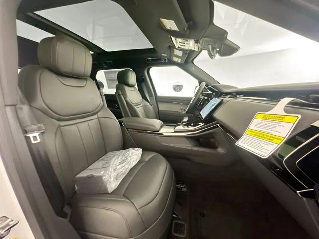 2026 Land Rover Range Rover Sport P360 SE
