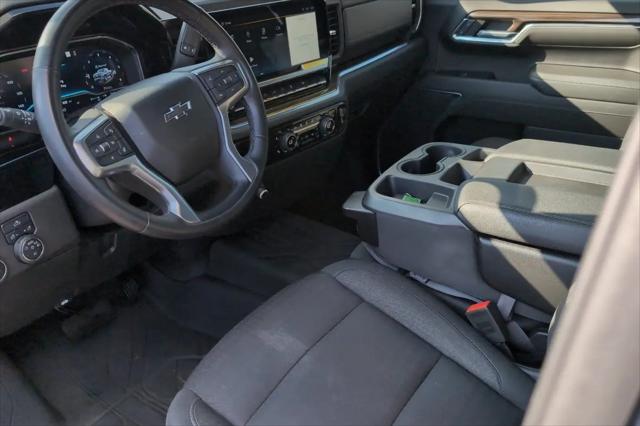 2023 Chevrolet Silverado 1500 4WD Crew Cab Short Bed RST